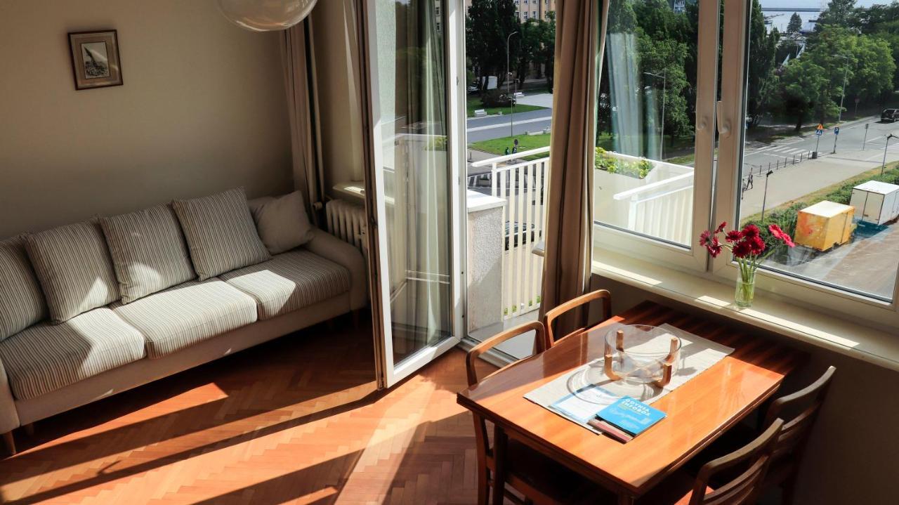 גדינייה Apartment By The Sea - Kosciuszki Square מראה חיצוני תמונה