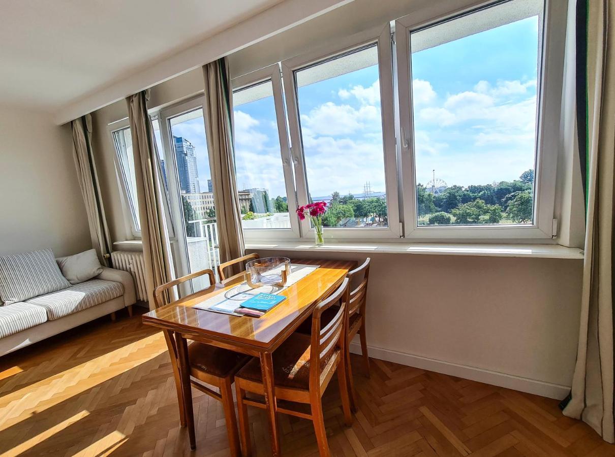 גדינייה Apartment By The Sea - Kosciuszki Square מראה חיצוני תמונה